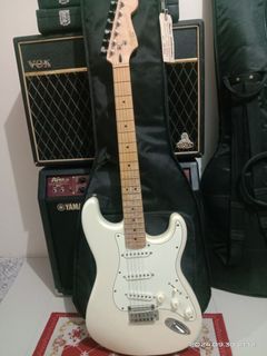 FENDER SQUIR STRATOCASTER