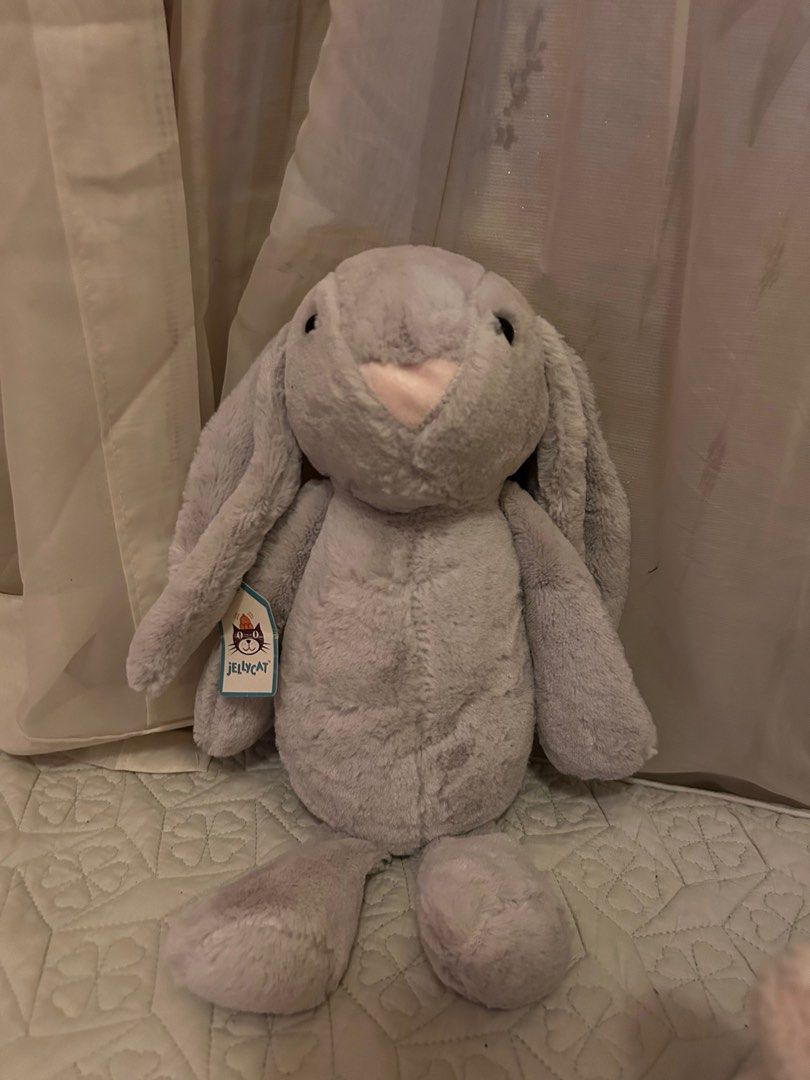 (READ DESCRIPTION) Gray jellycat bunny rabbit stuffed toy plush (Category: Plushies & Soft Toys) located in San Jose. Submitted by lexeepy (Listing ID 1328347714, Image 1). Description: -Has paper tag but no etiketa. -unsure about authenticity but perfect dupe -X sensitive 💵Mode of payment: Gcash 🚚Courier: J&T 📦Prio Payo 🔖3 days reservation 📍location: San Jose, Antique ❗️Will only entertain offers of current price or higher❗️ .