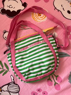 （分類：）位於 。 由 mo_mo_li 提交（商品編號 1328287986，圖片 1）。簡介： 。