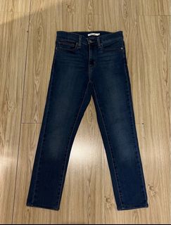 (Category: ) located in . Submitted by camishops (Listing ID 1328281050, Image 1). Description: .