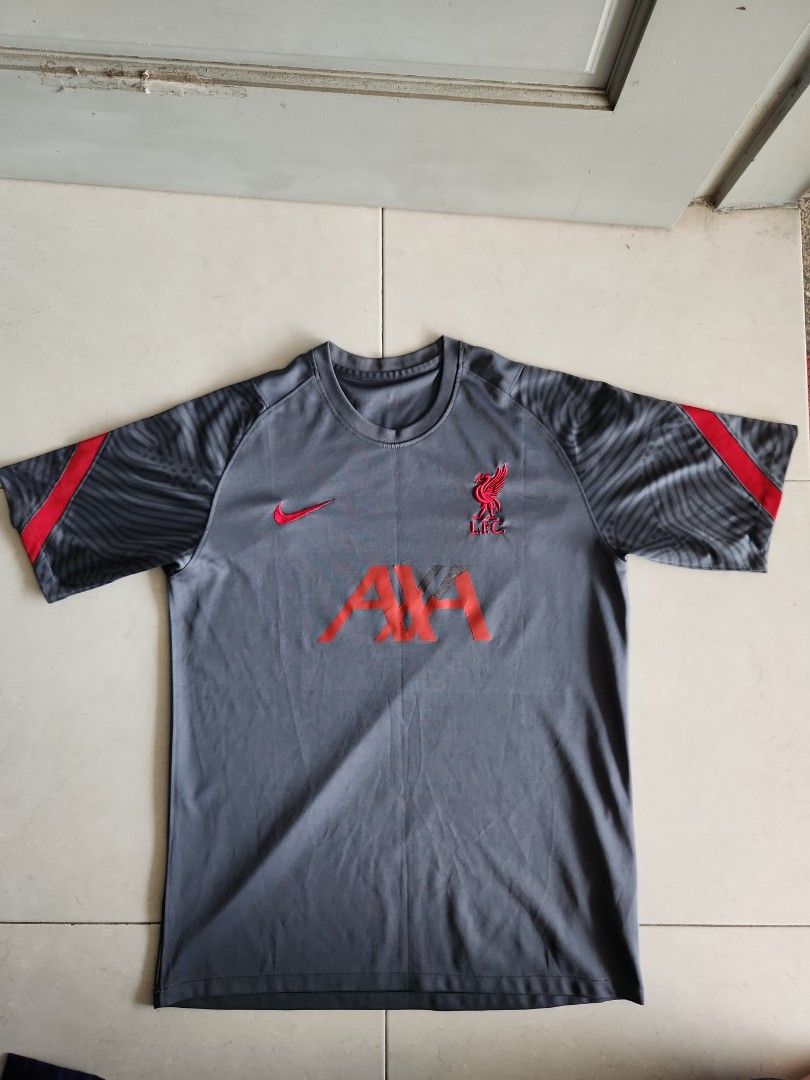 liverpool training jersey, Men's Fashion, Activewear on Carousell