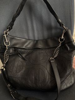(Category: ) located in . Submitted by buyRESELLph (Listing ID 1328273711, Image 1). Description: .