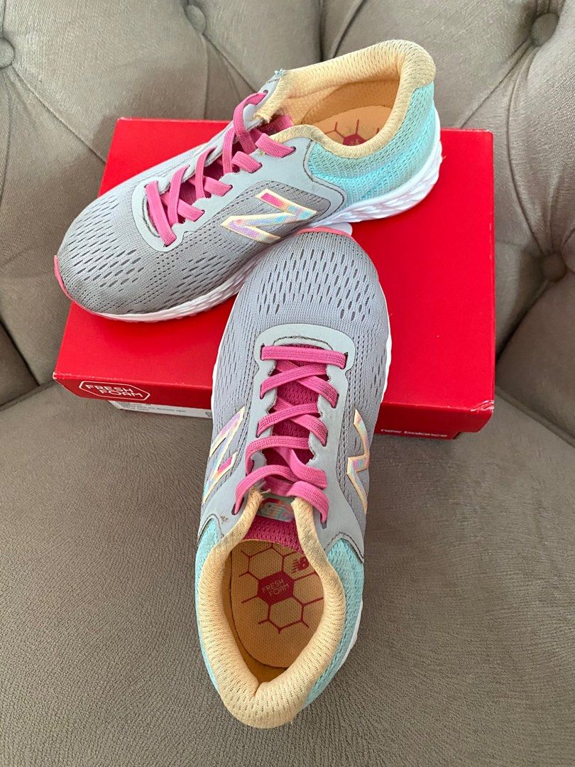 New Balance ori limited edition shoes size 30. 17.5 cm