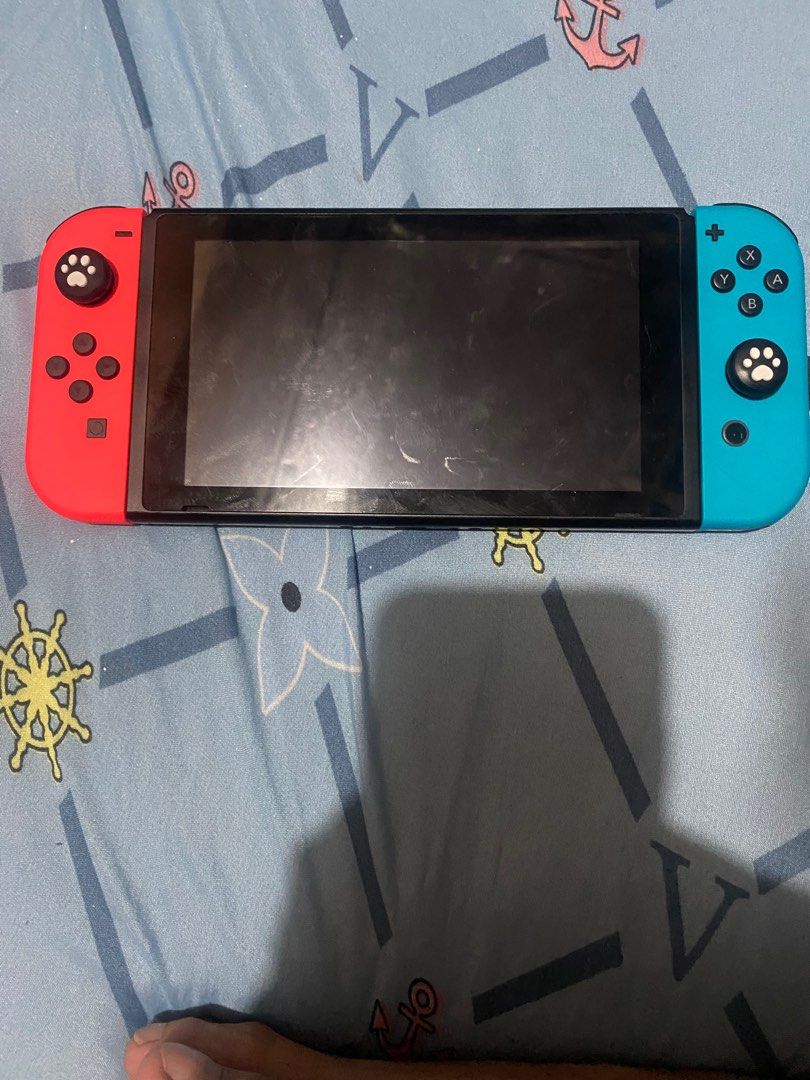 Nintendo Switch (Category: Nintendo) located in Manila. Submitted by wagamakmode (Listing ID 1328408595, Image 3). Description: Nintendo Switch V2 Inclusions Dock Charger Pouch Joycon strap Joycon slide .