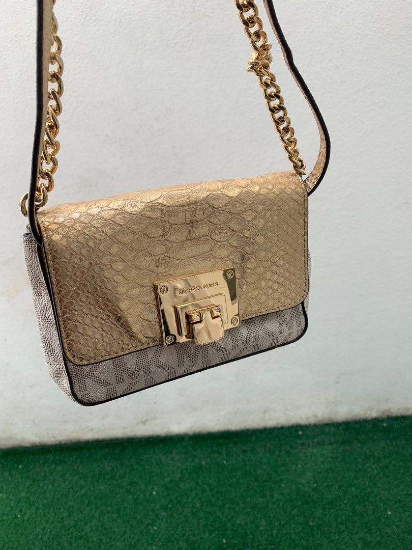 Michael kors tina small clutch sale