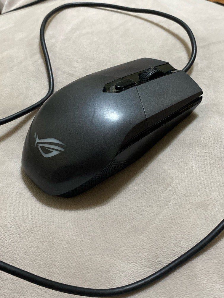 ROG STRIX IMPACT (Category: Mouse & Mousepads) located in Baguio. Submitted by szweya (Listing ID 1328408927, Image 1). Description: ‼️ STILL NEGOTIABLE ‼️ RFS: quit gaming 🙂‍↕️.