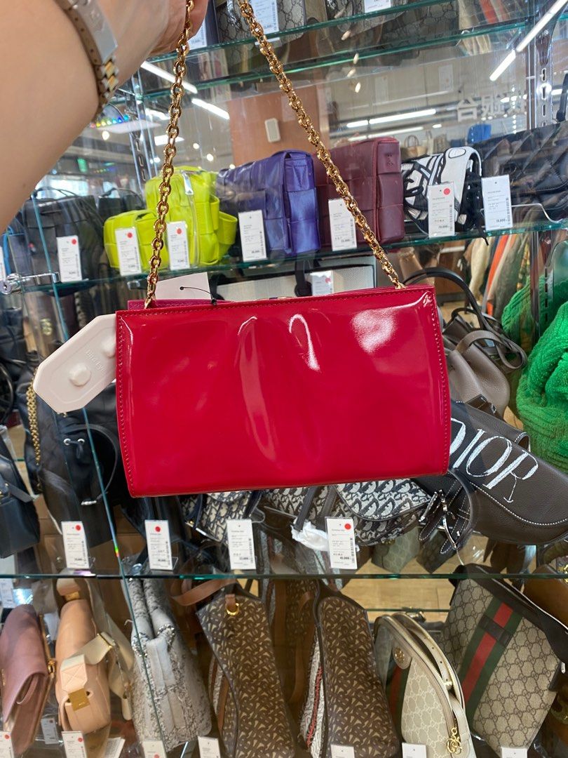 Salvatore ferragamo (Category: Luxury Bags & Wallets) located in Manila. Submitted by jodiluxegold (Listing ID 1328324270, Image 2). Description: Super cute and cheek this deep magenta salvatore pochette. Stylish and elegant perfect for dinner date or for esthetic. .