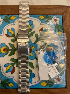 (Category: ) located in . Submitted by sellinggudstuff (Listing ID 1328345300, Image 1). Description: .