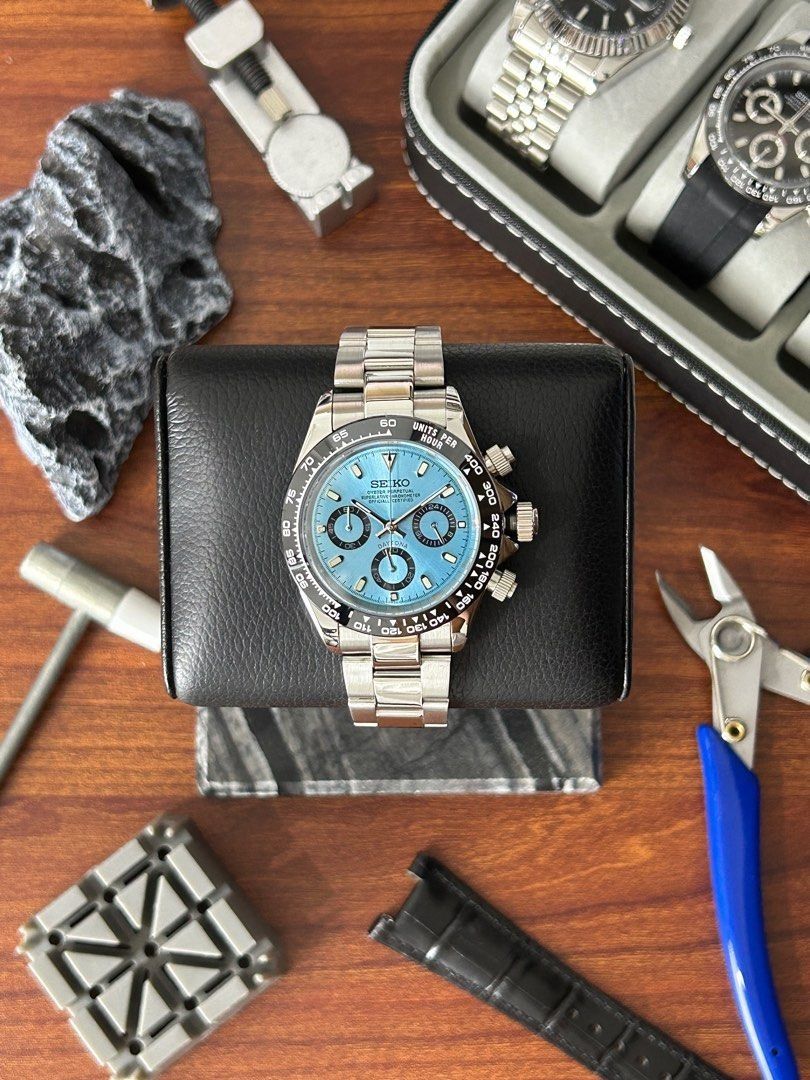 Seiko Ice Blue Daytona Mod Watch Seiko Mod (Category: Luxury Watches) located in Quezon City. Submitted by mnl.chll (Listing ID 1328285949, Image 1). Description: Case: Stainless steel Seiko Ice Blue Daytona Mod Watch Case: Stainless steel Weight: 120g for comfortable wear Diameter: 40mm, balanced for most wrists Strap: Customizable (OYSTER/JUBILEE) Movement: VK63 Quartz Mode of Payment: BANK/GCASH A ₱2,000 down payment (DP) is required to confir