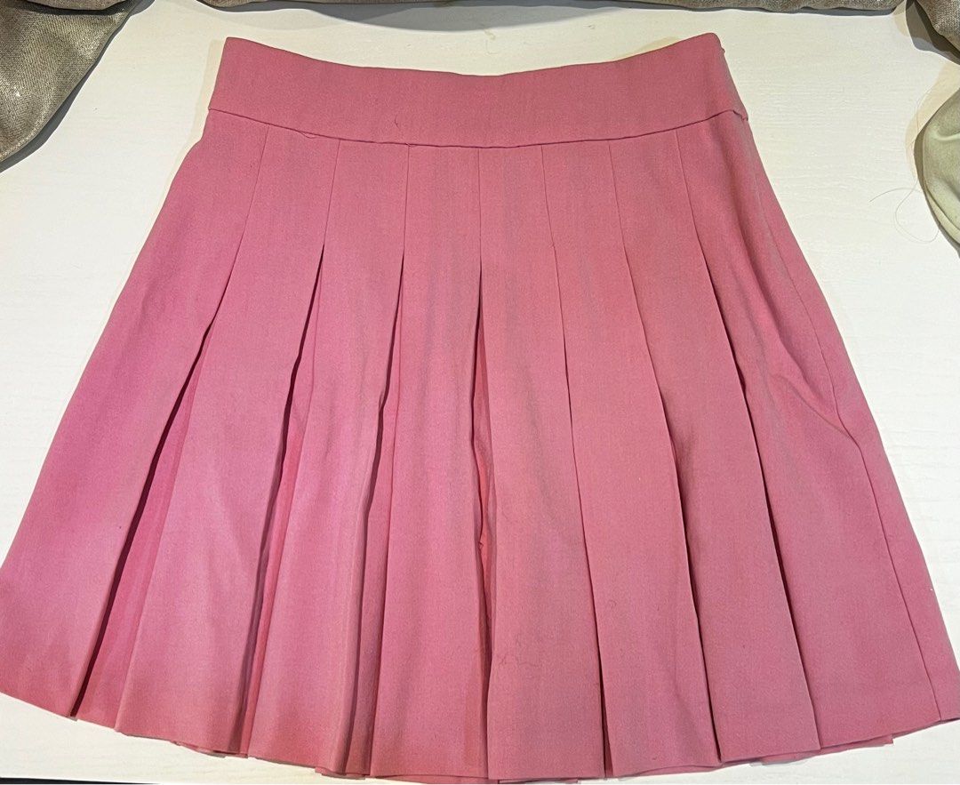 Pink pleated skirt stradivarius deals