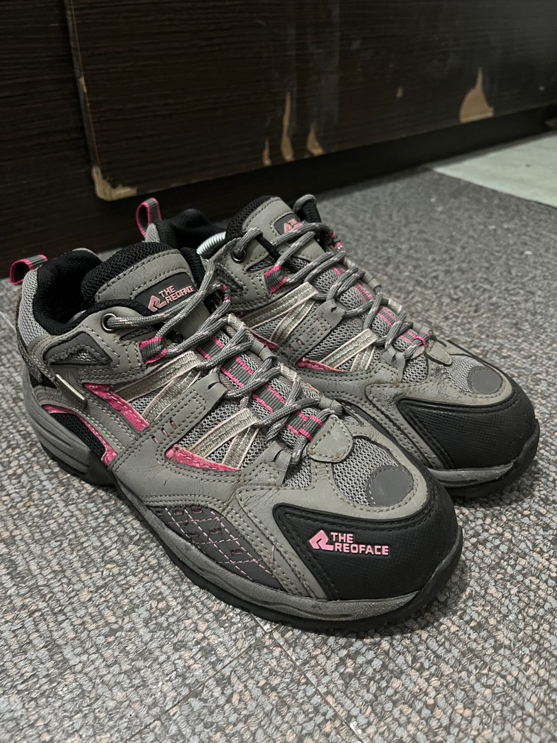 The red face shoes deals