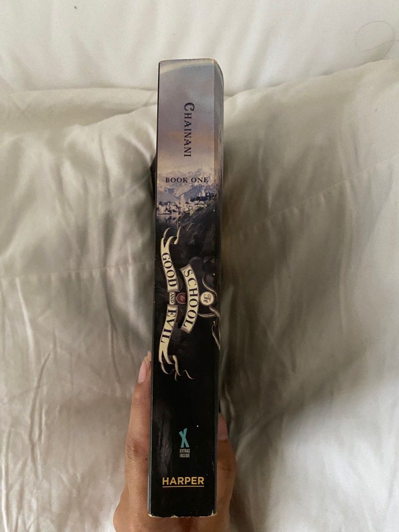 The school for good and evil book one (Category: Storybooks) located in Antipolo. Submitted by declutter.clothes (Listing ID 1328265389, Image 3). Description: .