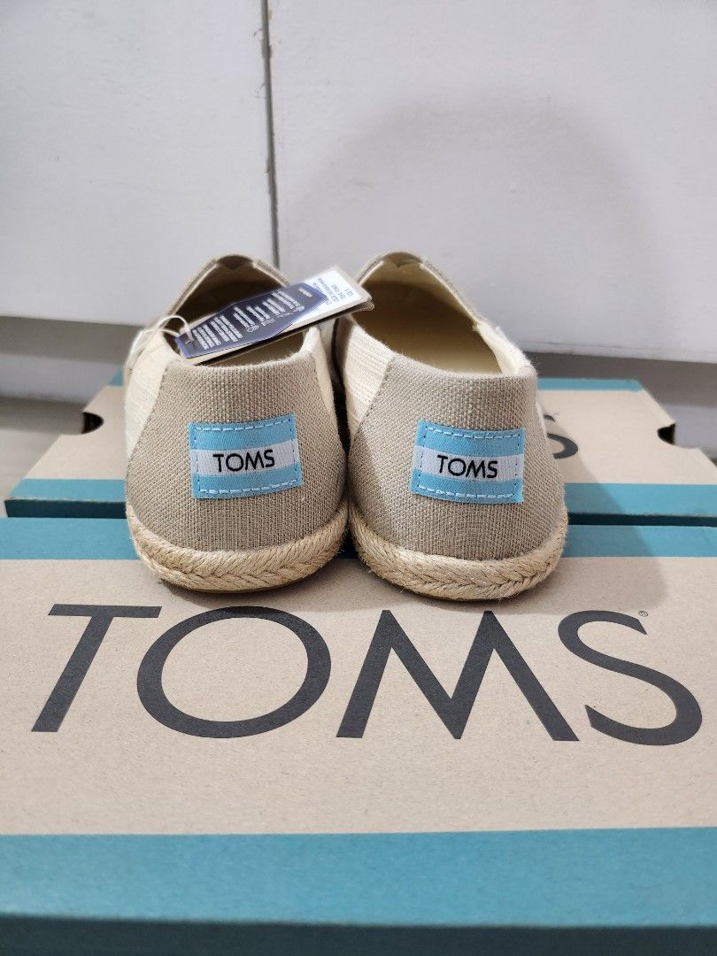 TOMS womens size 6 orig