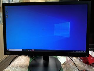 （分類：）位於 。 由 oldpcsell 提交（商品編號 1323675550，圖片 1）。簡介： 。