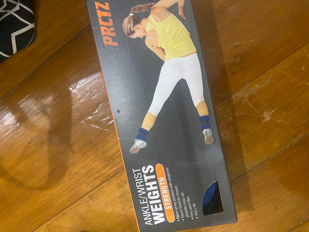 Ankle/Wrist weights (Category: Weights & Dumbbells) located in Manila. Submitted by katerinooo (Listing ID 1323745517, Image 1). Description: Php300 for 2 ankle weights. 1KG weight. .