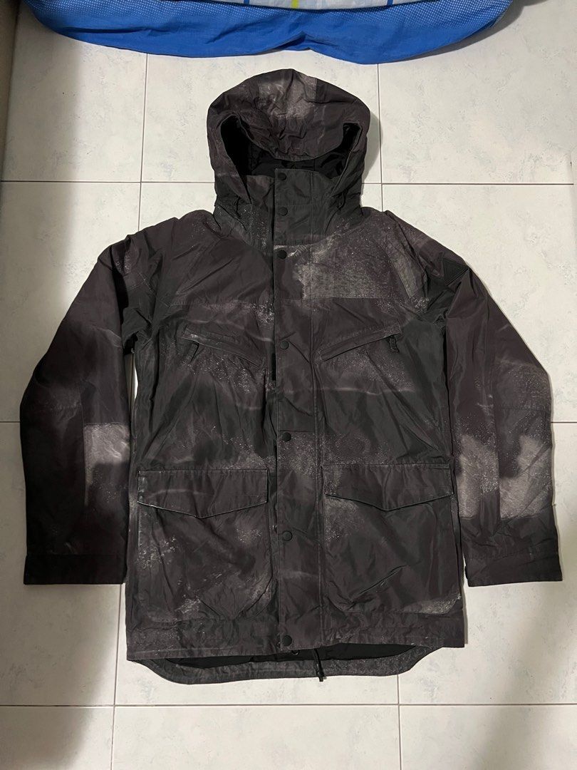 Burton Breach 2L insulated snowboard ski jacket winter snow