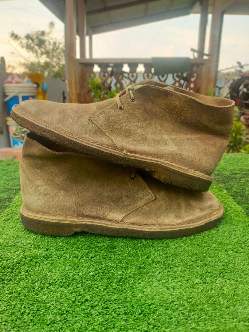 Clarks desert boots leather size 8