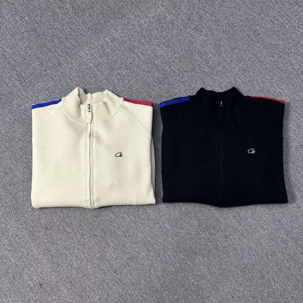 CORTEIZ CARDIGAN SWEATER ZIPPER (Category: Activewear) located in Quezon City. Submitted by archive.mnl (Listing ID 1323768981, Image 1). Description: CORTEIZ CARDIGAN SWEATER ZIPPER 3200 Pesos Heavy Cotton Color: Size: Dimension: Design: Available All Color & Size 50% Downpayment To Avoid Flake Buyer 🛵 Lalamove/J&T Courier 💸 Gcash Payment Meet up upon Novastop, Robinson Novaliches, 7Eleven Zabarte Direct Message me for more details.