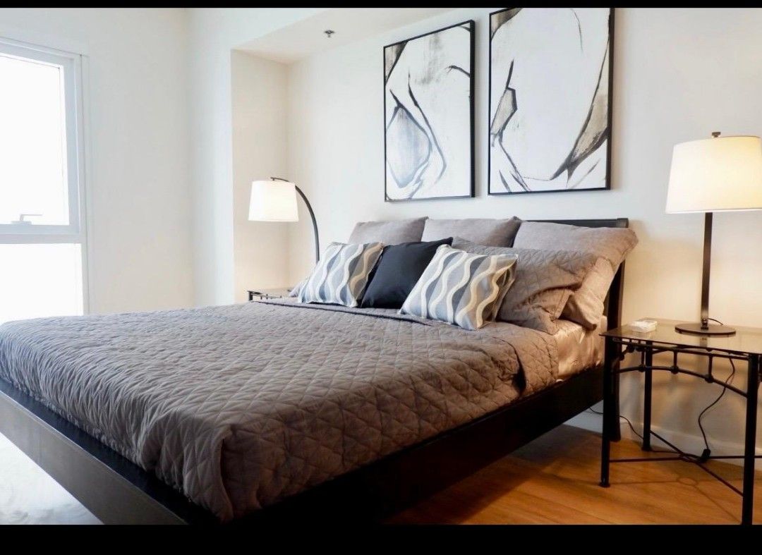 FOR SALE!! TWO SERENDRA SEQUOIA TOWER (Category: Apartments & Condos) located in Muntinlupa City. Submitted by johann.ocampo (Listing ID 1323691676, Image 3). Description: FIRE SALE!!! SELLING BELOW ZONAL VALUE!!! Two Serendra Sequoia Tower Size: 67 SQM 1BR with 1 T&B With balcony 26th floor Facing BGC No parking Currently leased at 60,000/month until 2025 Selling at 15.5M ONLY Johann Ocampo 09178173453 27751.