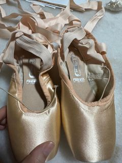 (Category: ) located in . Submitted by decluttering.queencess (Listing ID 1323654570, Image 1). Description: .