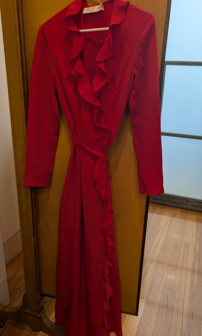 Goat red dress outlet