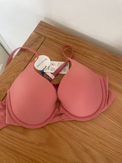 （分類：）位於 。 由 boobearian 提交（商品編號 1323728957，圖片 1）。簡介： 。