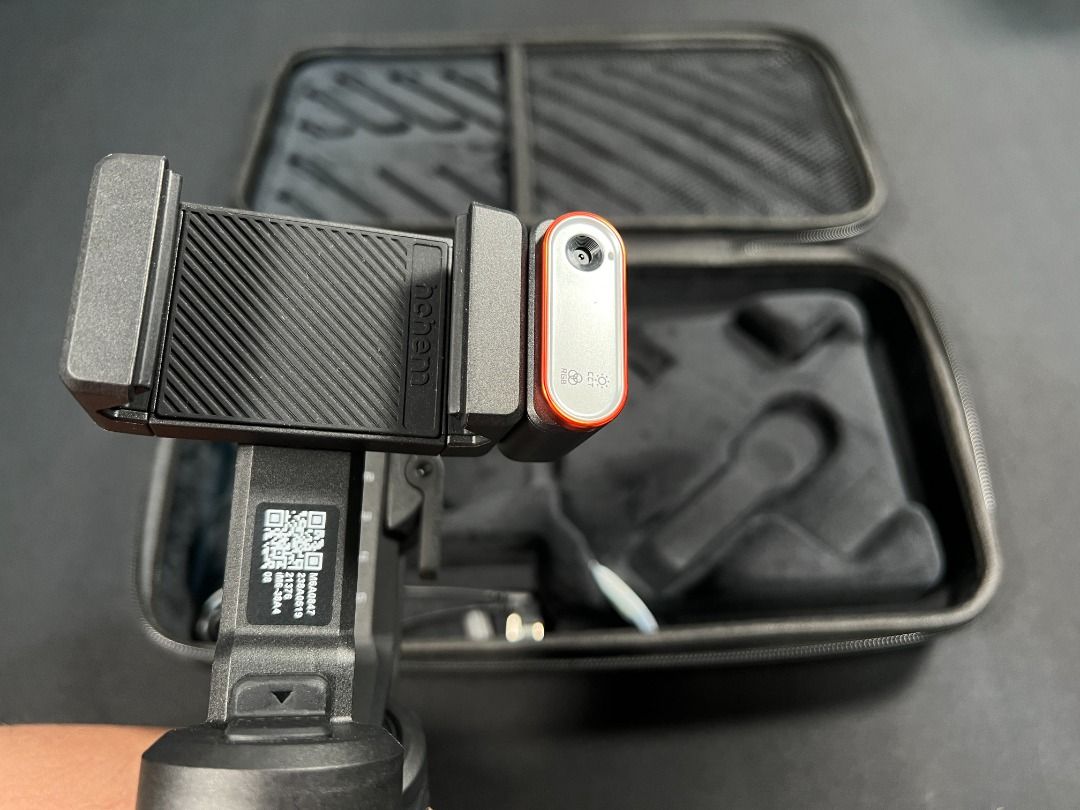 Hohem iSteady M6 Kit with AI Magnetic Tracking Part and Fill Light ...