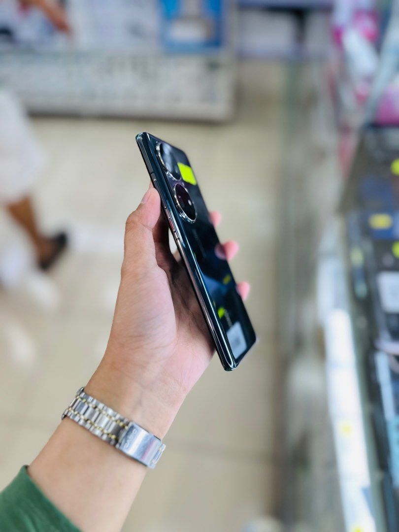 Huawei P50 Pro 8/256gb Openline Global (Category: Huawei) located in San Juan City. Submitted by aynaagadgets (Listing ID 1323799660, Image 2). Description: FOR SALE | TRADE / SWAP PASS SA MGA SCAMMERS / THIRD PARTY (RFS: Buy and Sell) HUAWEI P50 PRO OPENLINE GLOBAL ⬇️DETAILS⬇️ •8/256 GB (Other storage is also available) •Openline (Other Variant is still available but price may vary) •Black (Other color is also available but price may vary) •NTC 