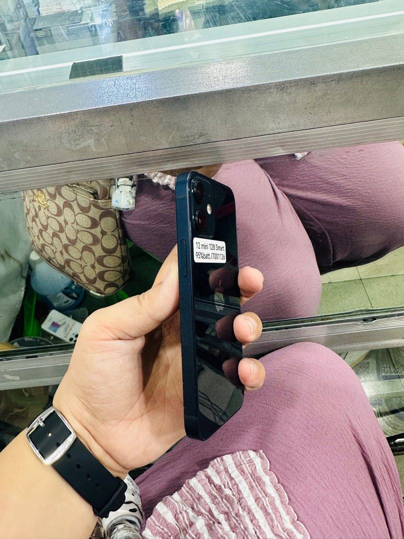 Iphone 12 Mini 128gb Smartlocked 95% Batt (Category: iPhone 12 Series) located in San Juan City. Submitted by javedsgadgetshop (Listing ID 1323756821, Image 3). Description: OPEN FOR INSTALLMENT VIA CREDIT CARD/GGIVES/SPAY/BILLEASE & SWAP/TRADE-IN! BUY AND SELL! Quick Specs : Iphone 12mini •128gb •NTC Variant •95% batt health •Smartlocked •95% Smoothness •No hidden issue | No Repaired •100% Authentic | Not Refurbished •w/ OEM Charger & store warr