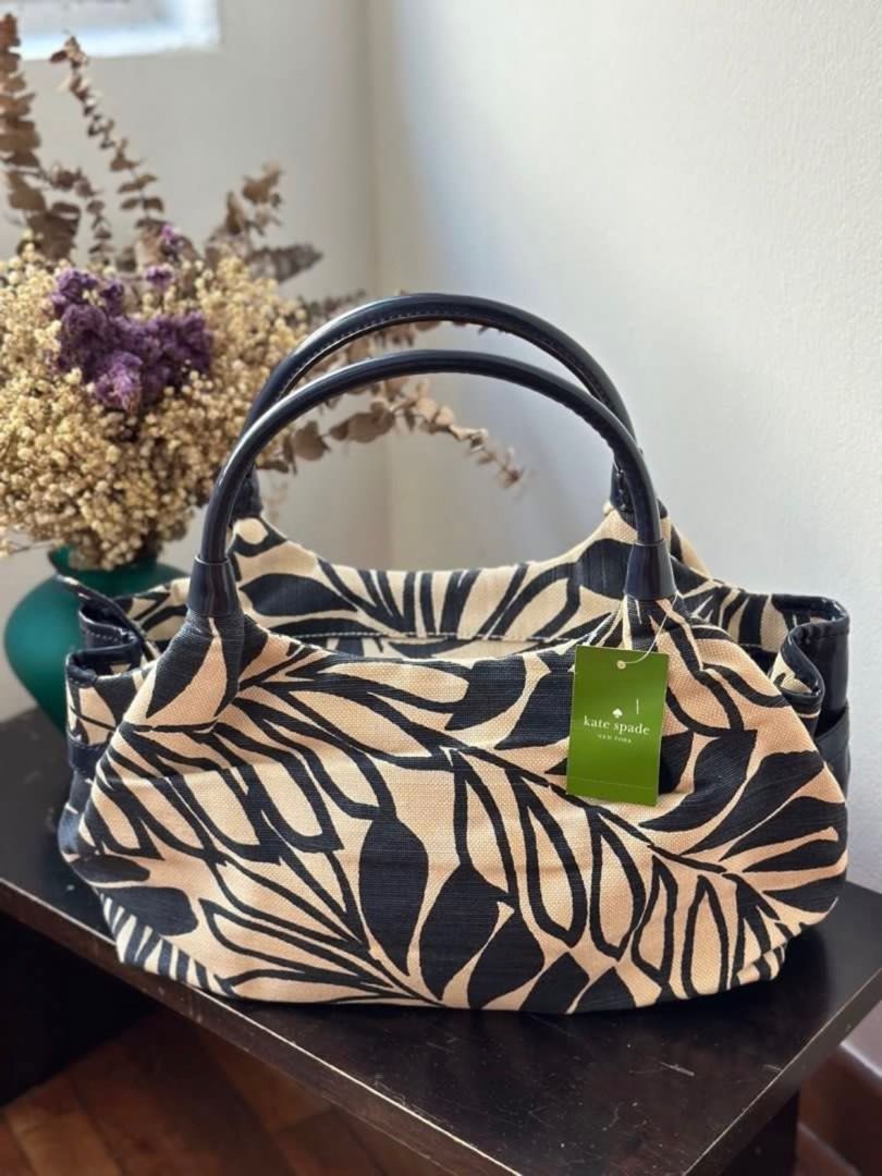 Kate Spade Stevie Vintage Collection Luxury Bags Wallets on Carousell