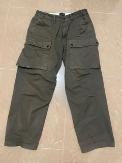 （分類：）位於 。 由 Stock.Seller 提交（商品編號 1323715184，圖片 1）。簡介： 。