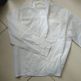 (Category: ) located in . Submitted by hyeyat (Listing ID 1323806108, Image 1). Description: .