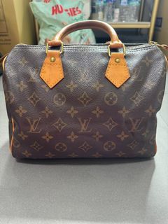 (Category: ) located in . Submitted by missjealous (Listing ID 1323699786, Image 1). Description: .
