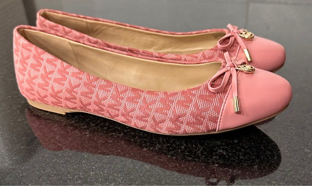 Michael Kors Pink Flats Women s Fashion Footwear Flats on Carousell