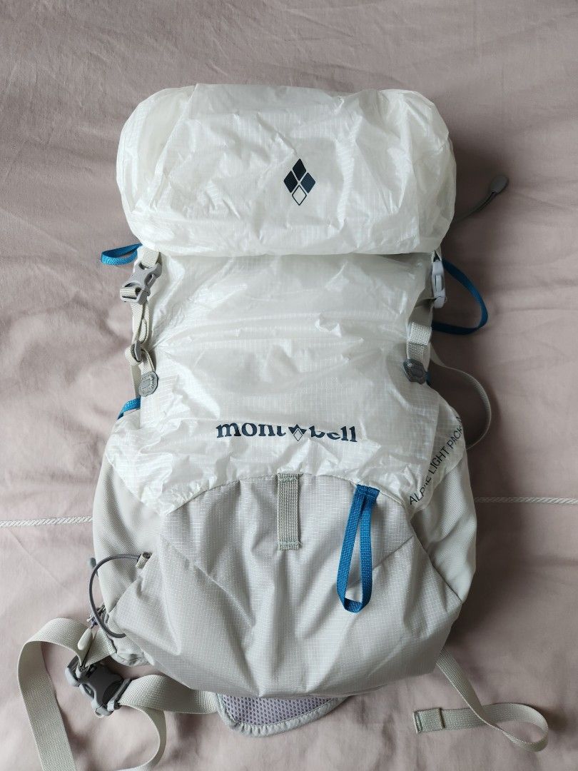Montbell Women Alpine Light Pack 30L Backpack, Sports Montbell Women Alpine Light Pack 30L Backpack, Sports