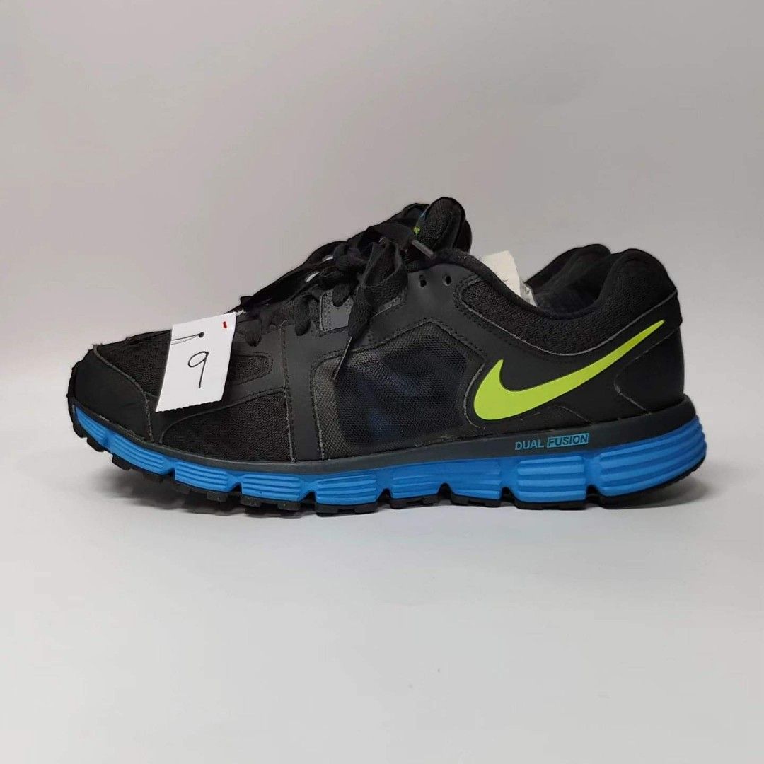 NIKE DUAL FUSION ST 9 UK Men s Fashion Footwear Sneakers on Carousell