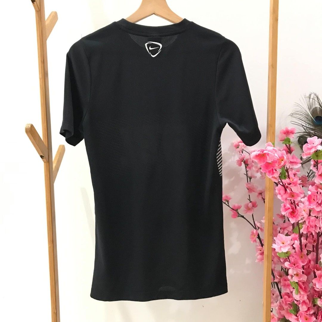 NIKE MEN'S DRI-FIT SPORT T-SHIRT, Fesyen Wanita, Pakaian Wanita