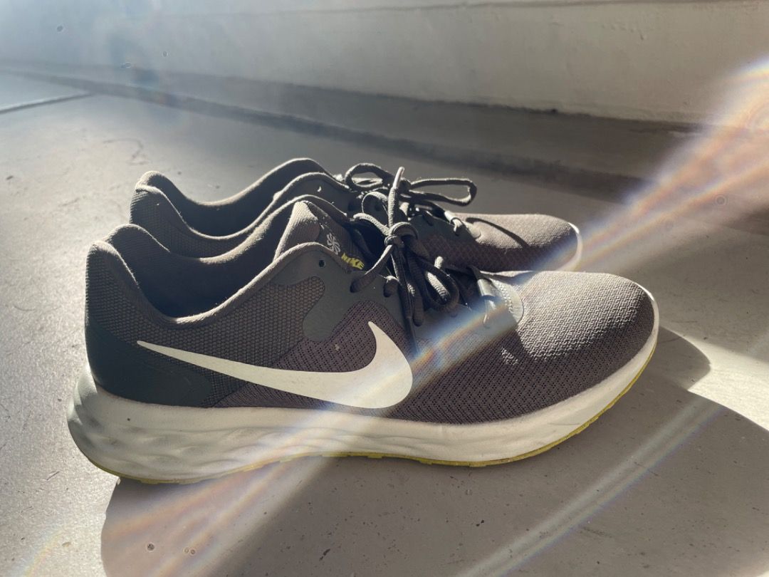Nike 27 mens size 12 hot sale