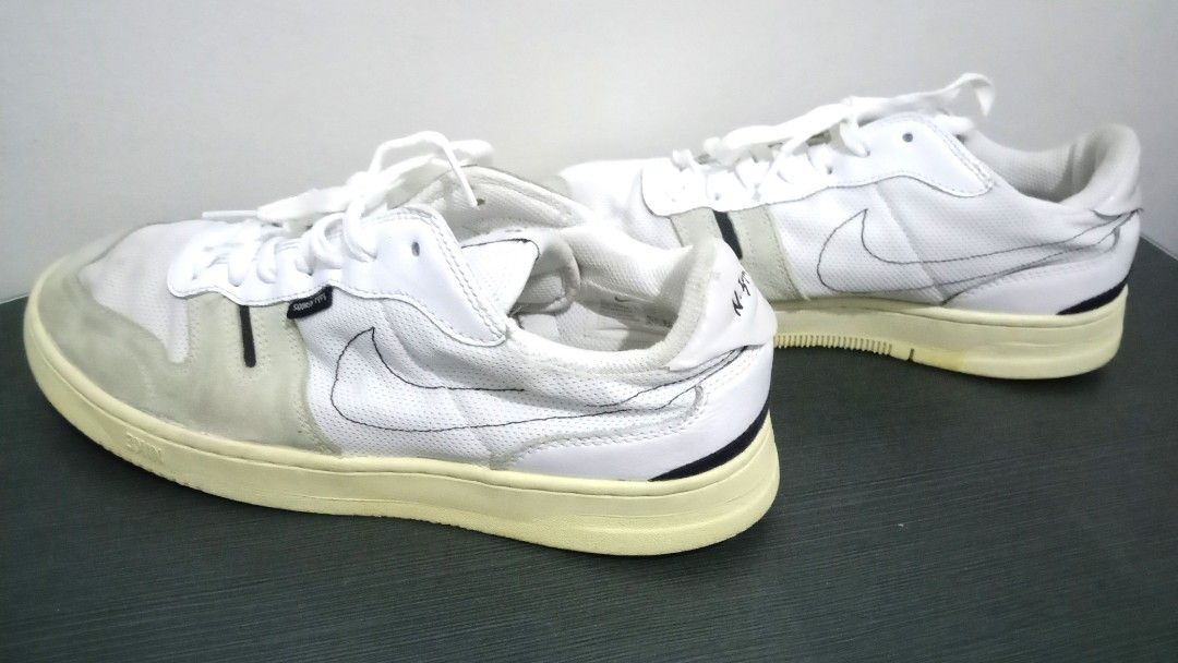 Nike squash type, sepatu pria size 41 mulus, no minus