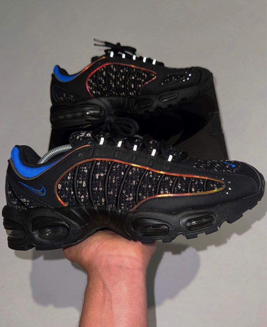 nike supreme tailwind