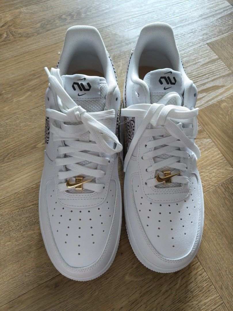 Nike US SIZE 11