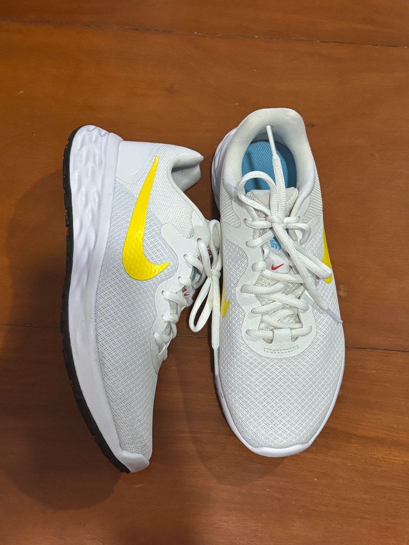 Nike white rubber shoes for women shop