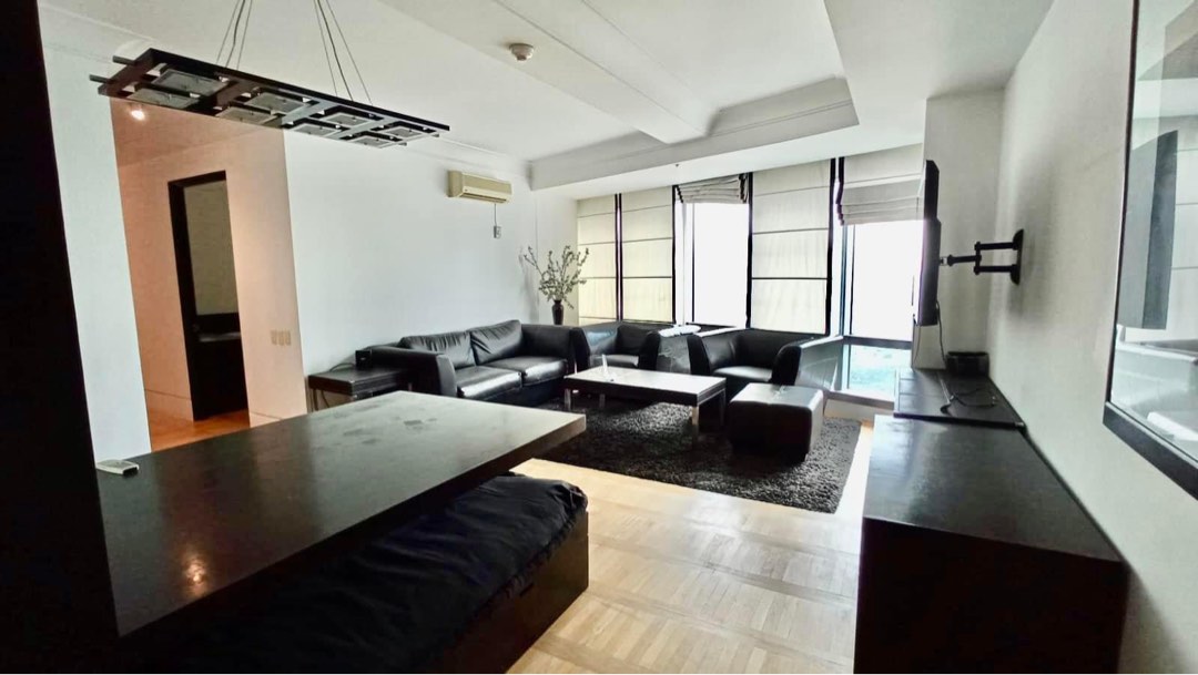 (Category: ) located in . Submitted by steffie.yu (Listing ID 1323770582, Image 1). Description: .