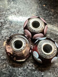 （分類：）位於 。 由 amelia969 提交（商品編號 1323768842，圖片 1）。簡介： 。