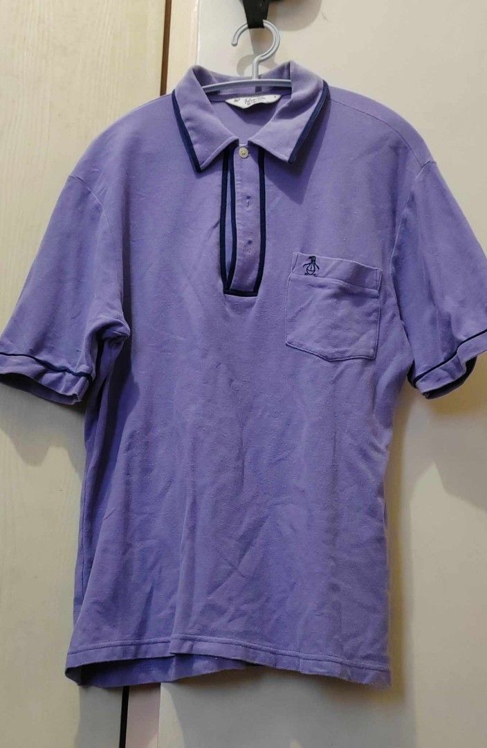 Penguin (Category: Activewear) located in Makati City. Submitted by oliverailene (Listing ID 1323677615, Image 3). Description: Fred Perry 101% legit. Size - snall but can fit medium. Got it for 5K from Penguin Mall of Asia branch. For pick up at my place in Makati..