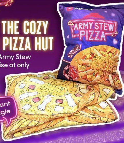 Pizza Hut Army Stew Cushion Blanket