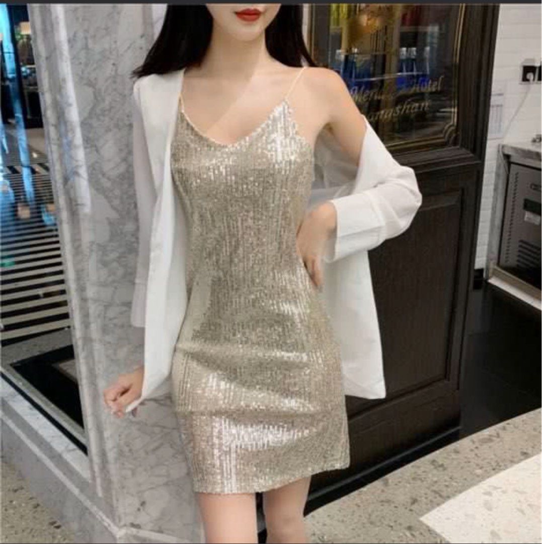 victoria secret gold sequin dress Rose sequins secrets VS party v-neck spaghetti sexy hot pretty pyjamas sleepwear dinner clubbing lingerie, Women's Fashion, Dresses & Sets, Dresses on Carousell Yellow sequin slip