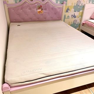 (Category: ) located in . Submitted by kidshaven (Listing ID 1323658094, Image 1). Description: .