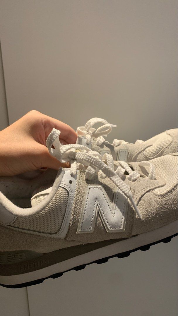 STEAL!! New Balance 574 Nimbus Cloud (Category: Sneakers) located in Quezon City. Submitted by styleclassy (Listing ID 1323743284, Image 2). Description: NEW BALANCE 574v2 Nimbus Cloud Still looks new Decluttering Size 9 / 41.5 / 26 cm .