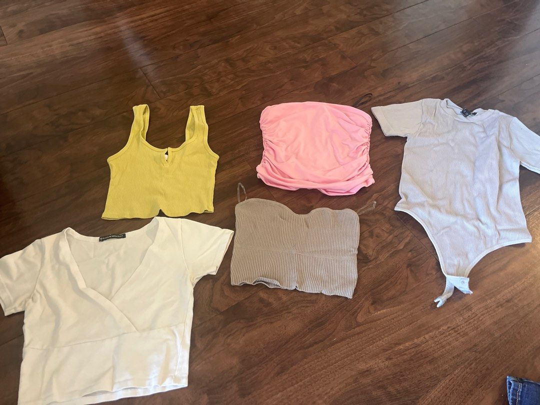 Summer tops (Category: Clothes) located in North York. Submitted by alexaa3 (Listing ID 1323820749, Image 1). Description: Any top 5 each .